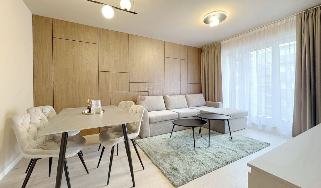 Parcare acoperita si mobilier inclus in pret