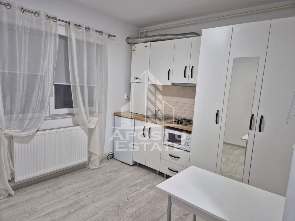 Garsoniera, centrala proprie, Zona AEM