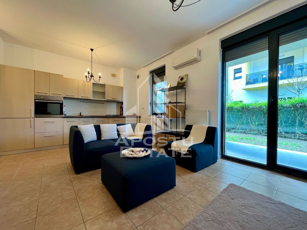 Apartament cu 2 camere, curte 86mp, in Dumbravita