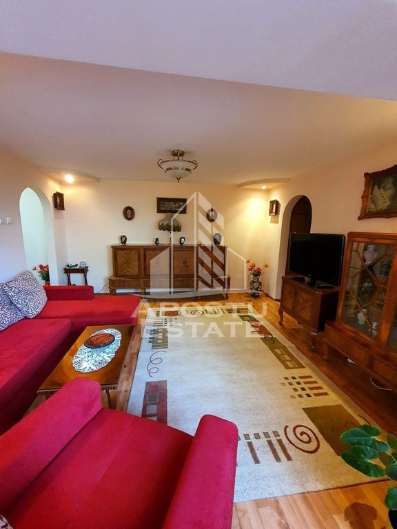 Apartament cu 2 camere, centrala proprie, zona Dambovita