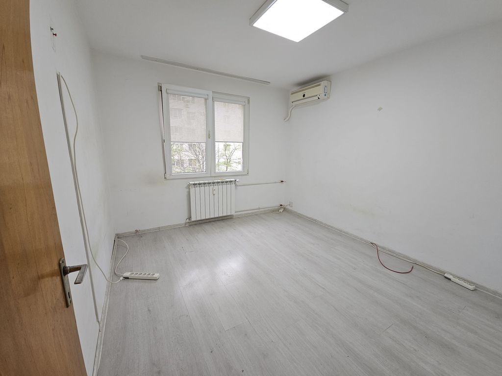 Apartament 3 camere decomandat Titan / Piata Minis