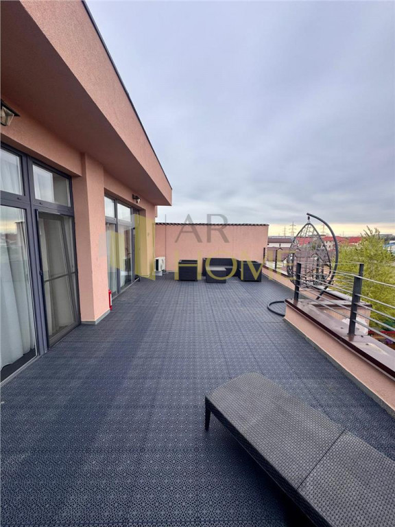 Penthouse 2 camere, parcare suprateran, Ploiesti, cartier Al