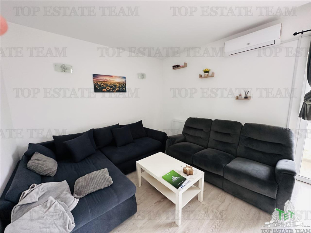 Apartament 3 camere cu scara interioara în vila, 2 locur...