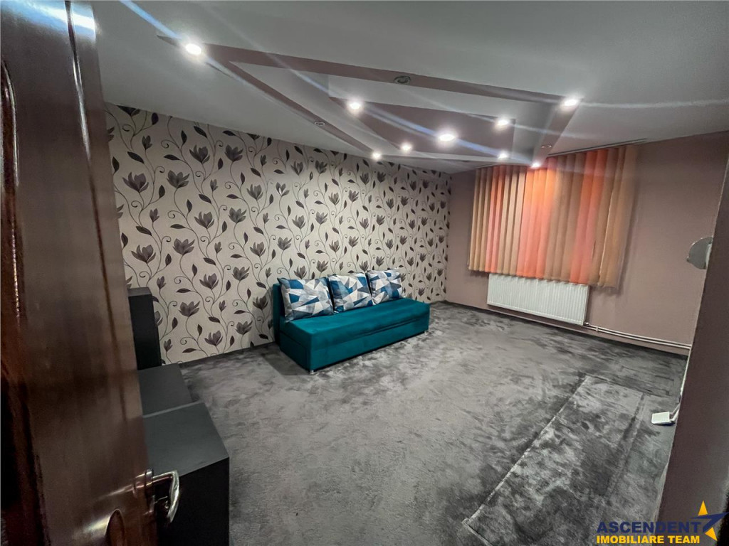 Decomandat, ergonomic, mobilat si echipat, Semicentral, Sfan