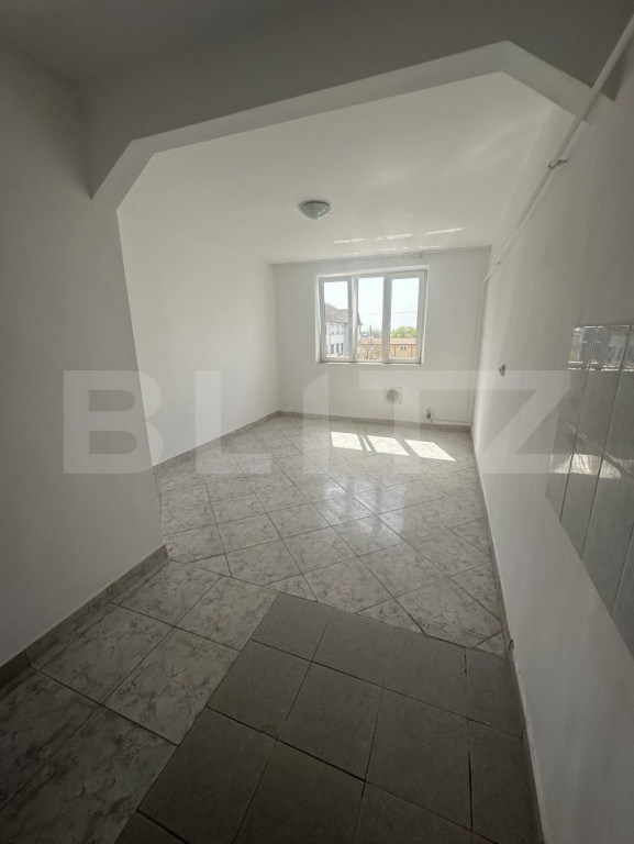 Garsoniera de vanzare, 21 mp, zona Cloșca