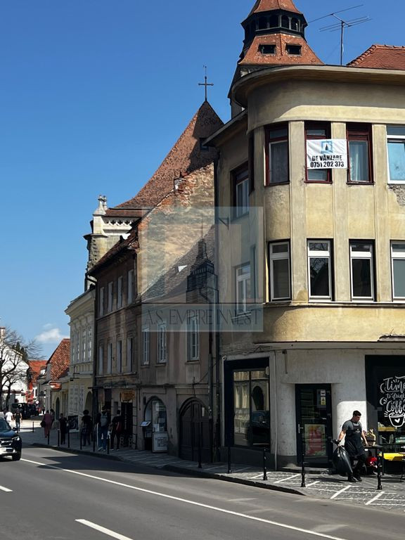 Apartament 3 camere, 94 mp utili-zona CentruI Istoric