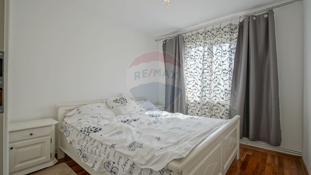 COMISION 0%| APARTAMENT 3 CAMERE| DE VANZARE| BALCON | MO...