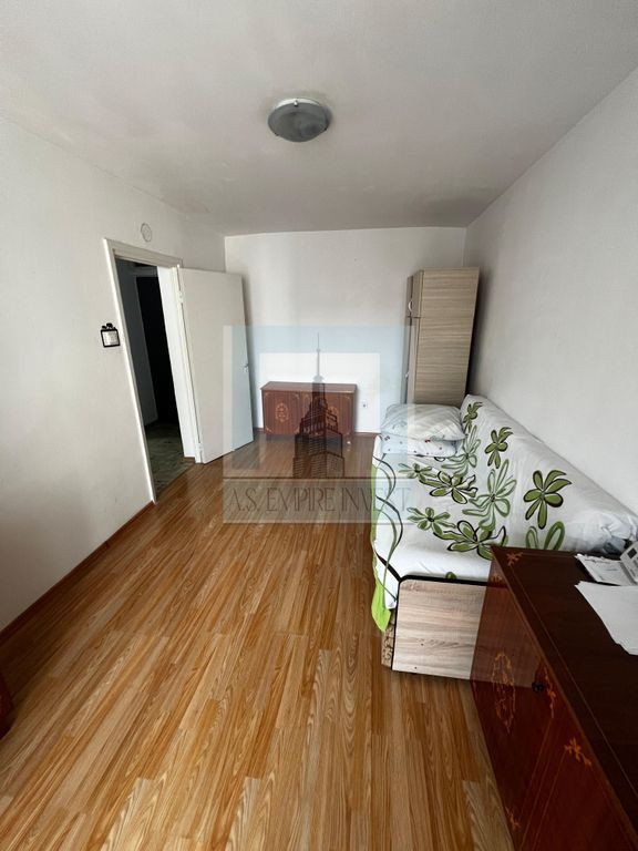 Garsoniera decomantata mobilata/utilata-zona Astra