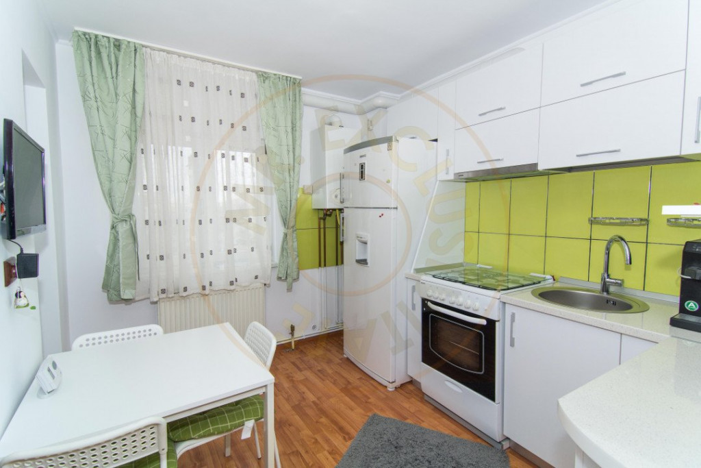 0% Comision De INCHIRIAT- 2 camere decomandat! Pitesti-zona