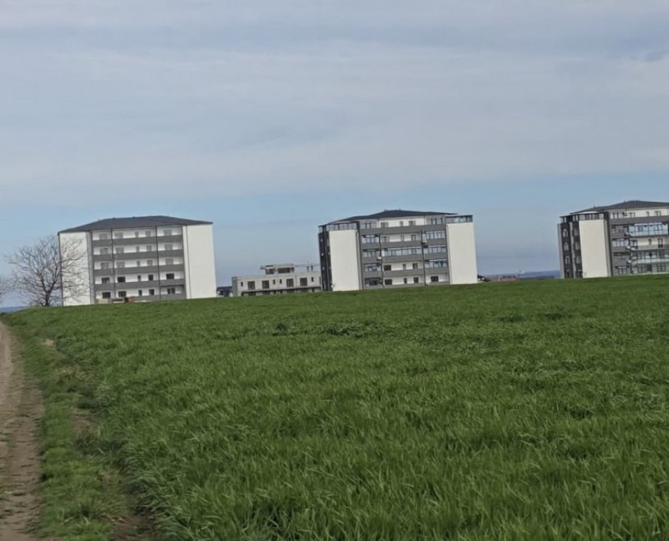 Vand teren in Agigea zona Golful Pescarului