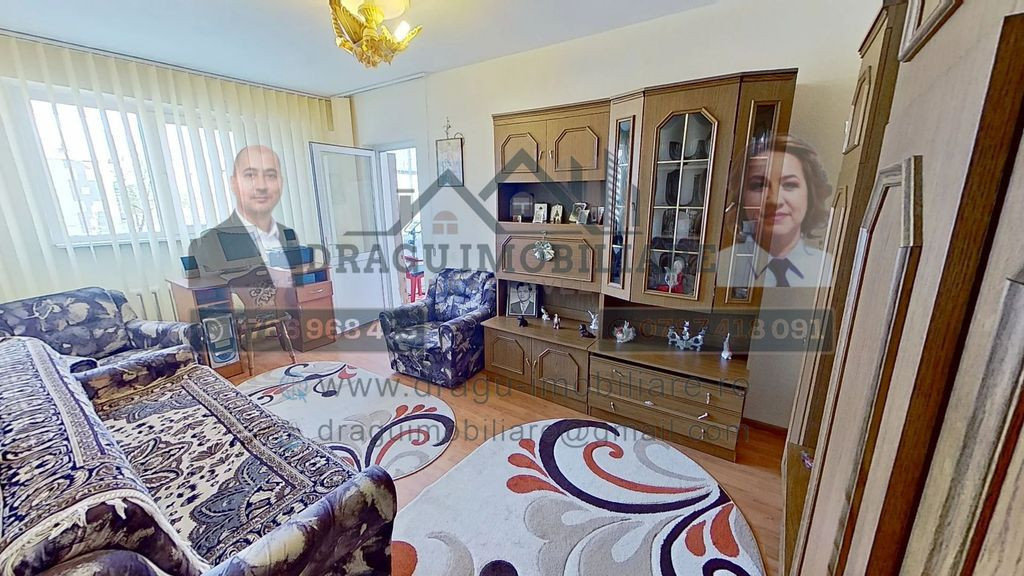 Apartament Tecuci/Etajul 2/Zona cina/4 camere