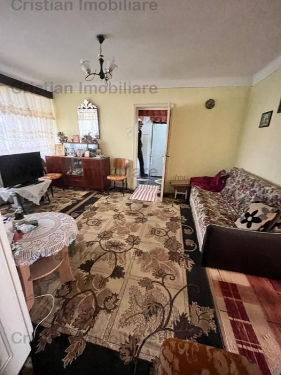 Ultracentral 4 cam etaj 2, Independentei 71mp confort 1