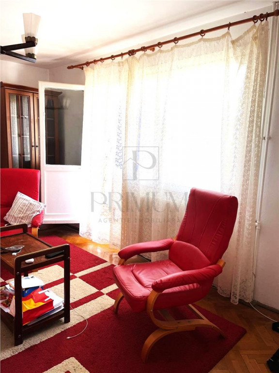 CIRCUMVALATIUNII - ETAJ 2 - DECOMANDAT - 4 cam - 2 bai - cen