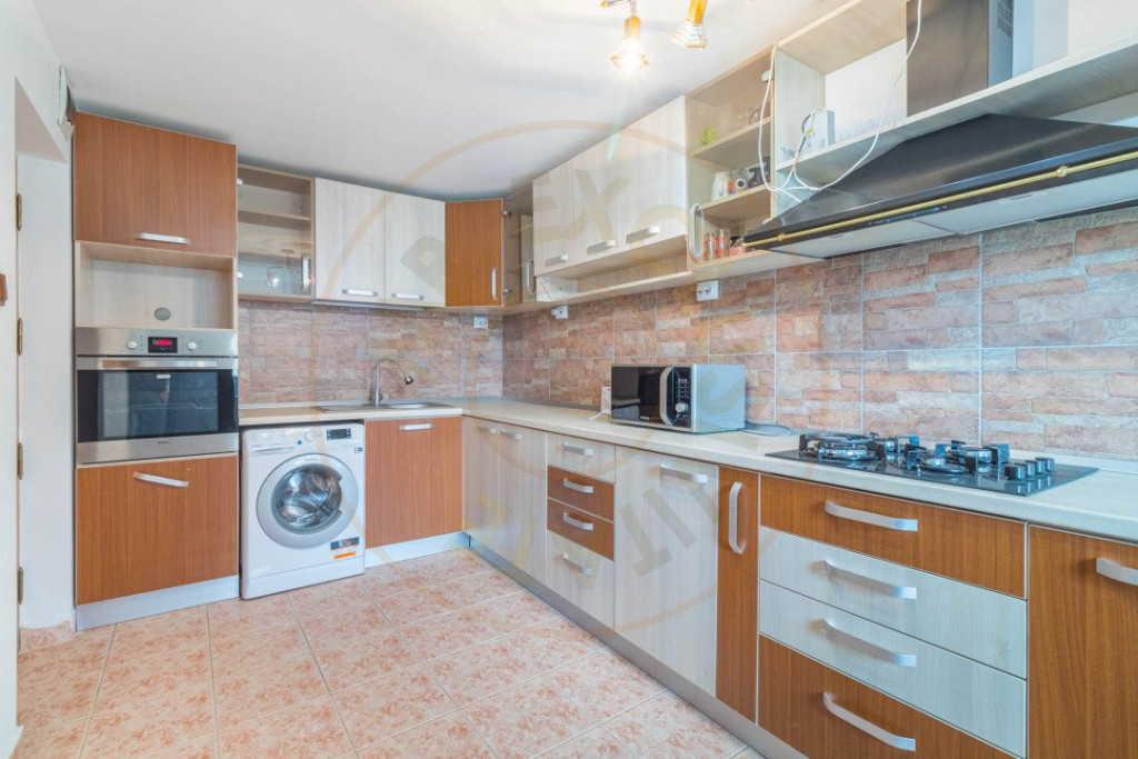 Nu ignora casa 6 camere piscina Domnesti