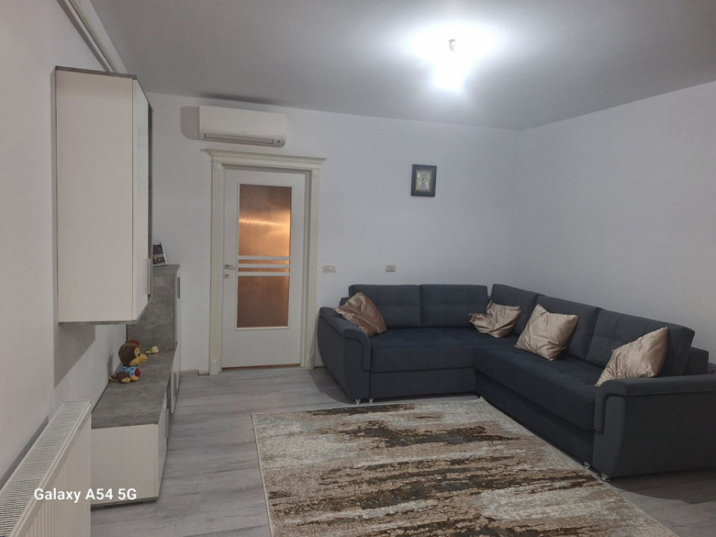 400 Euro! Ap cu 2 cam decomandate, Valea Lupului, super mode