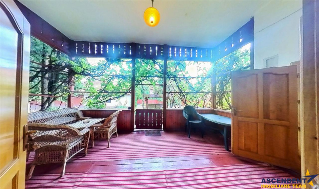 OFERTA REZERVATA!!Proprietate cu aroma traditionala, invalui