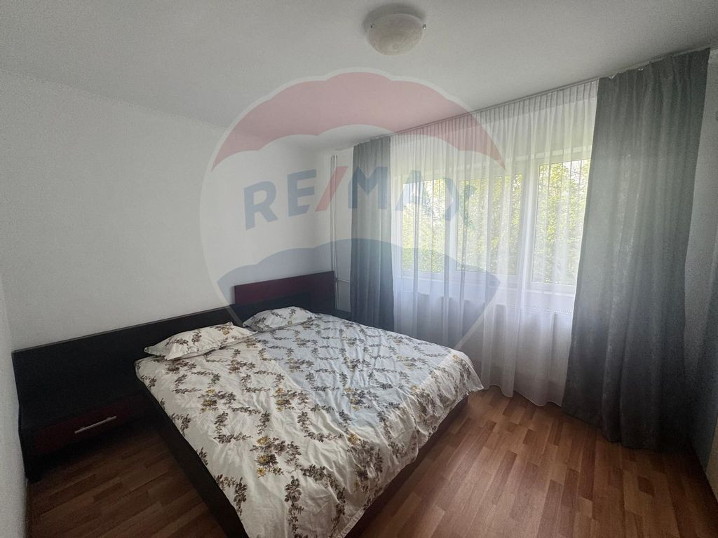 Apartament de închiriat cu 2 camere în zona Rogerius