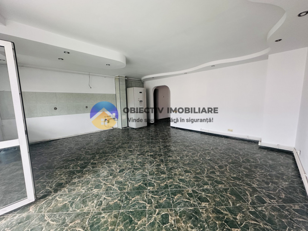 Apartament 3 camere- Bd. Traian la A-uri