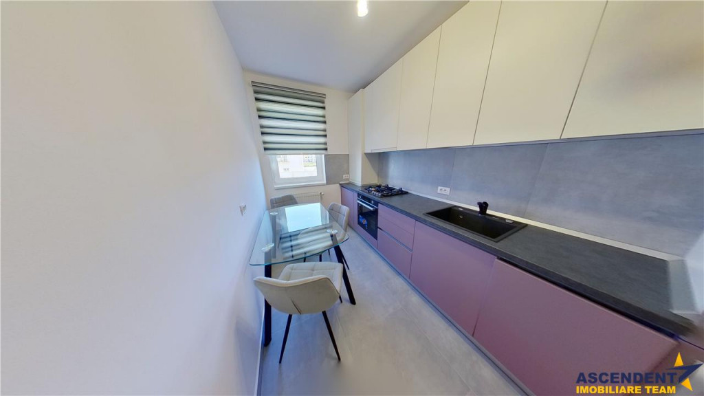 LIVE! Improspatat,decomandat,mobilat, accesorizat,parcare ac