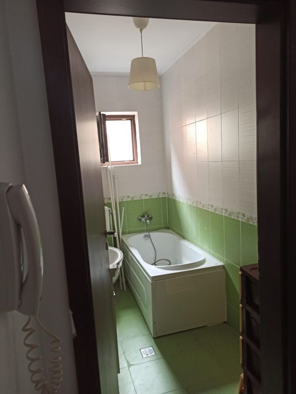 2cam-studio partial mobilat+parcare/20min metrou Leonida/...