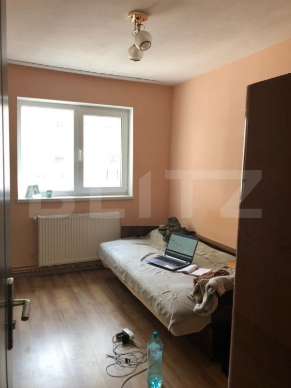 Apartament 3 camere decomandate, zona strazii Mehedinti