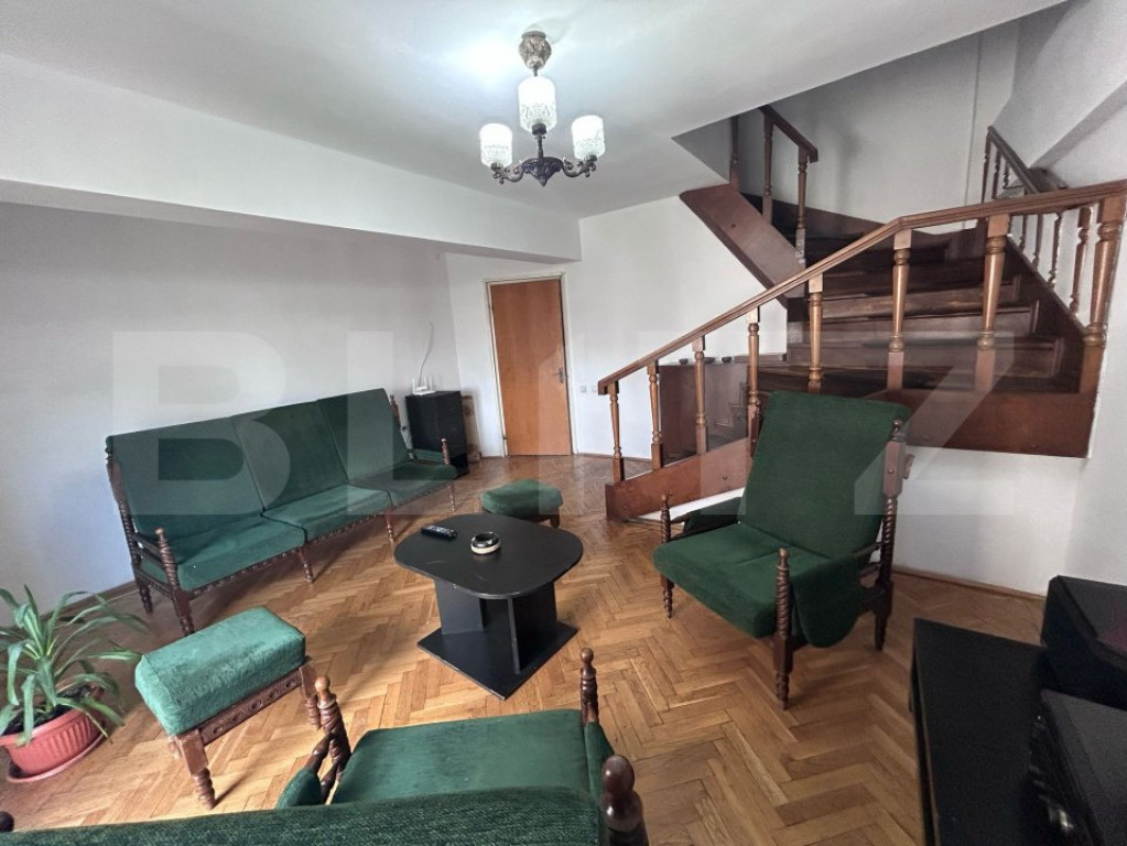 Apartament de inchiriat cu 3 camere, 90 mp, zona ultracentra