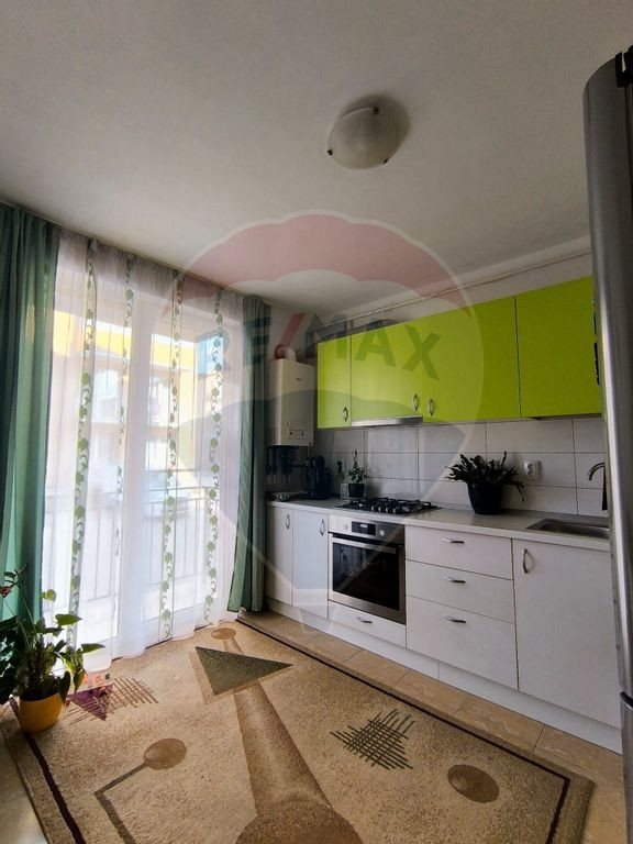 Apartament cu 2 camere de vânzare Floresti