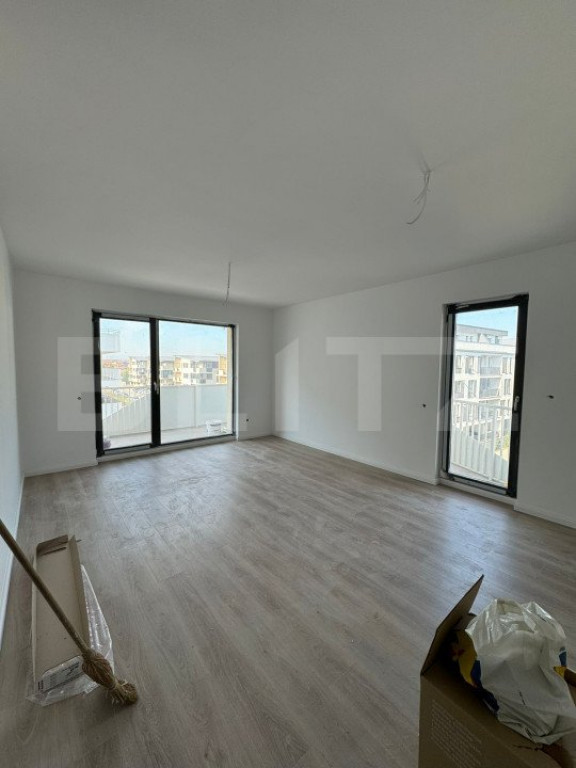 Apartament 3 camere, PRETABIL BIROU, prima inchiriere, parca