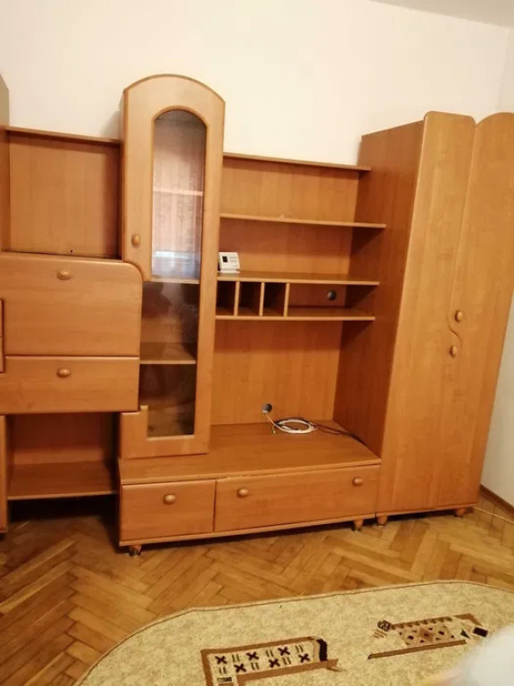 300Euro! Ap cu 1 camera, Podu Ros, et 1, la 5 min de Palas