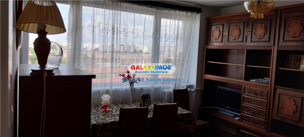 Stefan cel Mare apartament 3 camere an constructie 1962