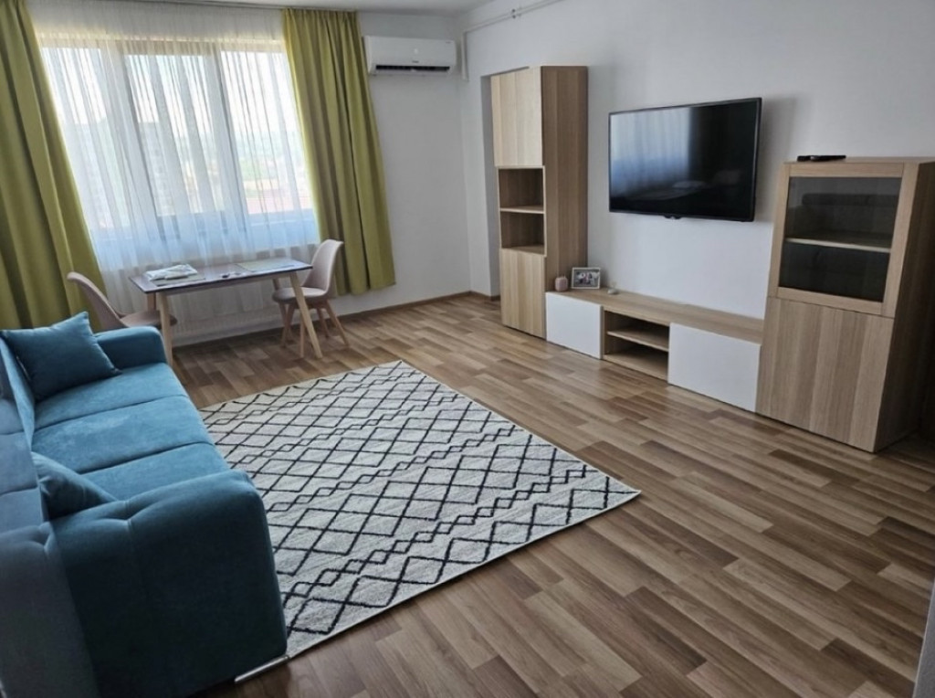 Apartament cu 2 camere, bloc nou, Centru