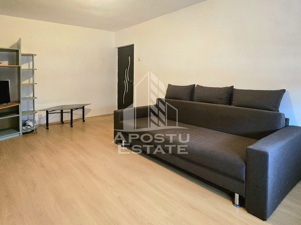 Apartament doua camere - Micalaca zona 300