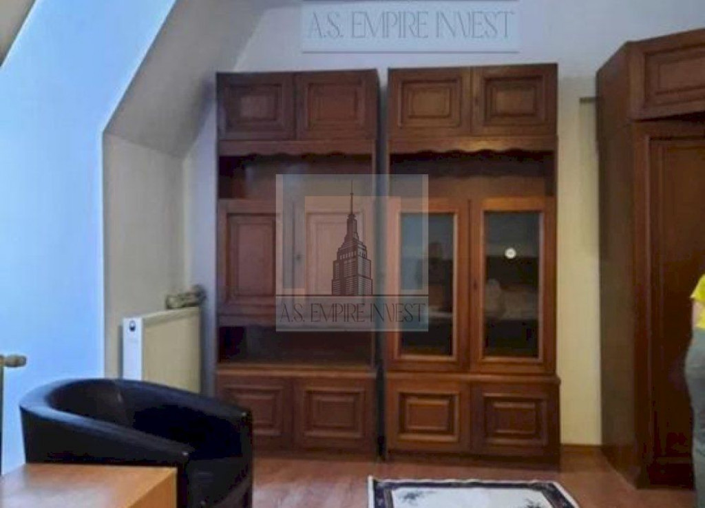 Ap 3 camere decomandat - zona Centrul Vechi