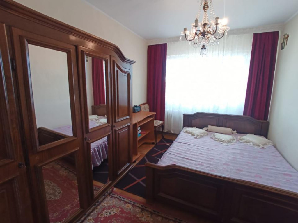 Apartament de 3 camere ( Bloc Reabilitat )-Alexandru Obregia