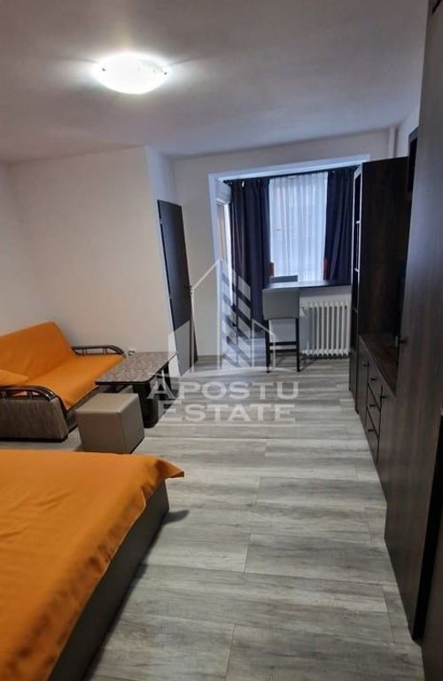 Apartament 1 camera ,spatios , prima inchiriere , zona Ta...