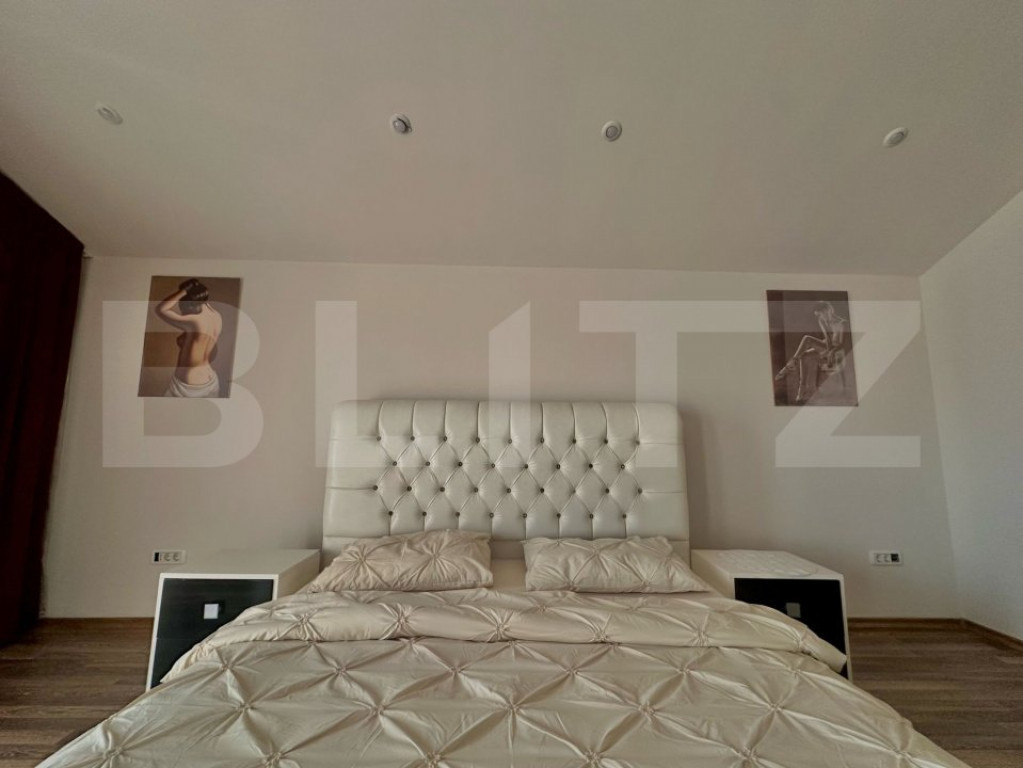 Apartament cu 3 camere, 100 mp, zona Rogerius