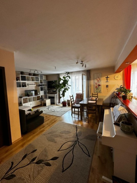 Apartament 3 camere, 81 mp utili, mobilat utilat, zona Flori