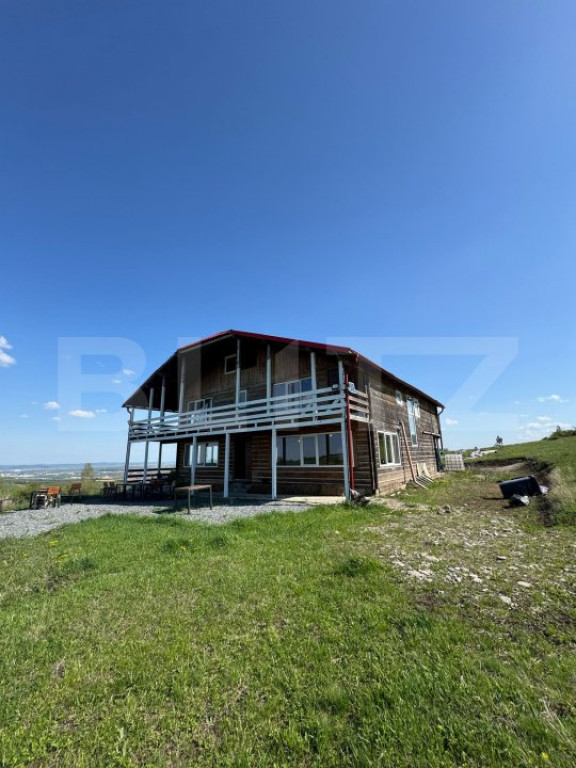 EXCLUSIVITATE! Cabana CHEILE TURZII, teren 8700 mp, privelis