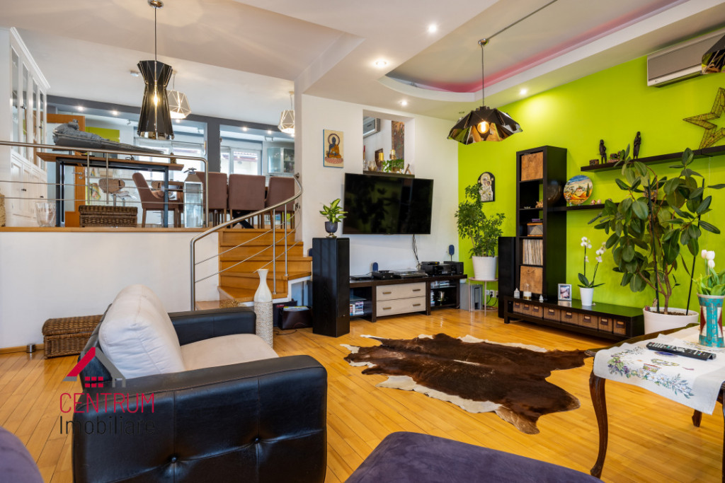 Pipera vila langa Scoala Americana - 450 mp