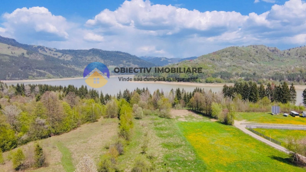 TEREN intravilan comuna CEAHLAU langa statiunea DURAU