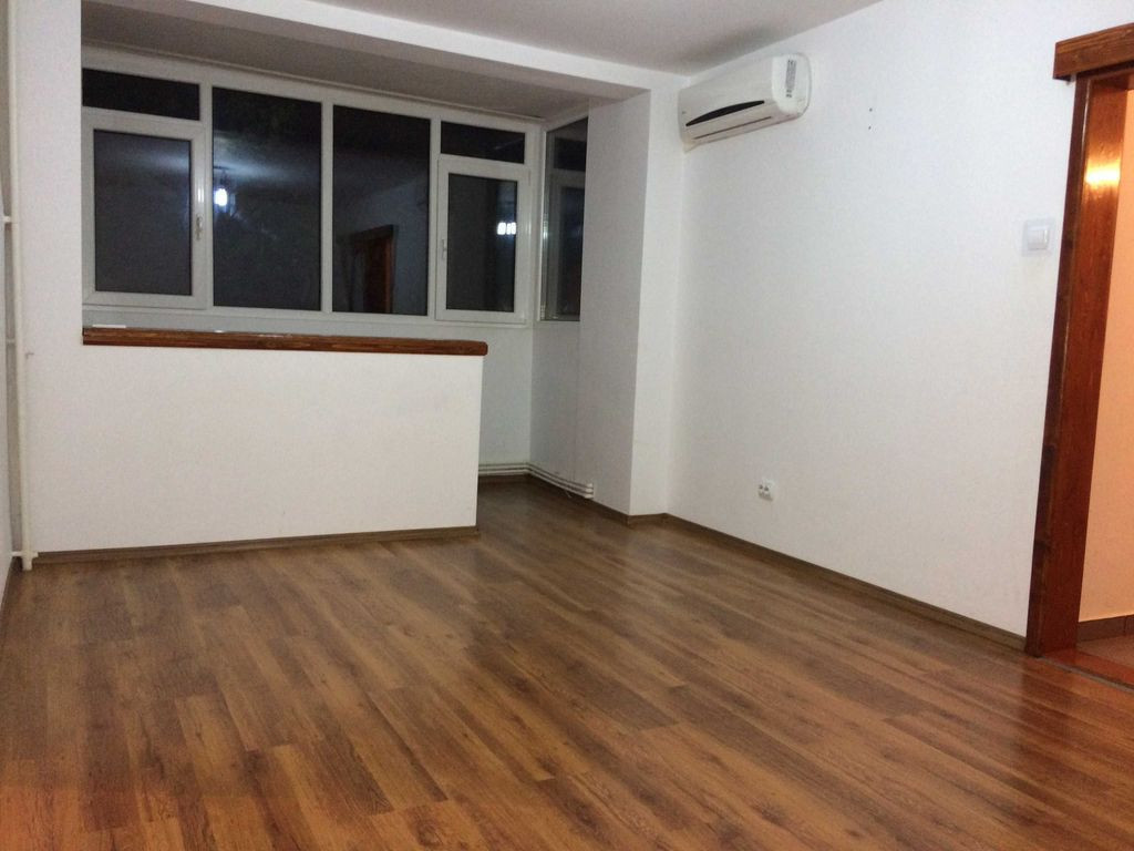 Apartament 2 cam, Tiglina 1,et 1