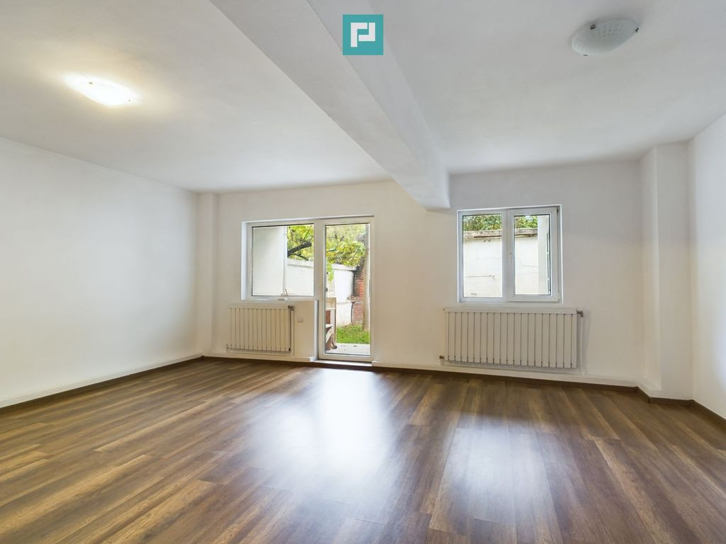 Oportunitate ,duplex în zona Lipovei – Locuință sau ...