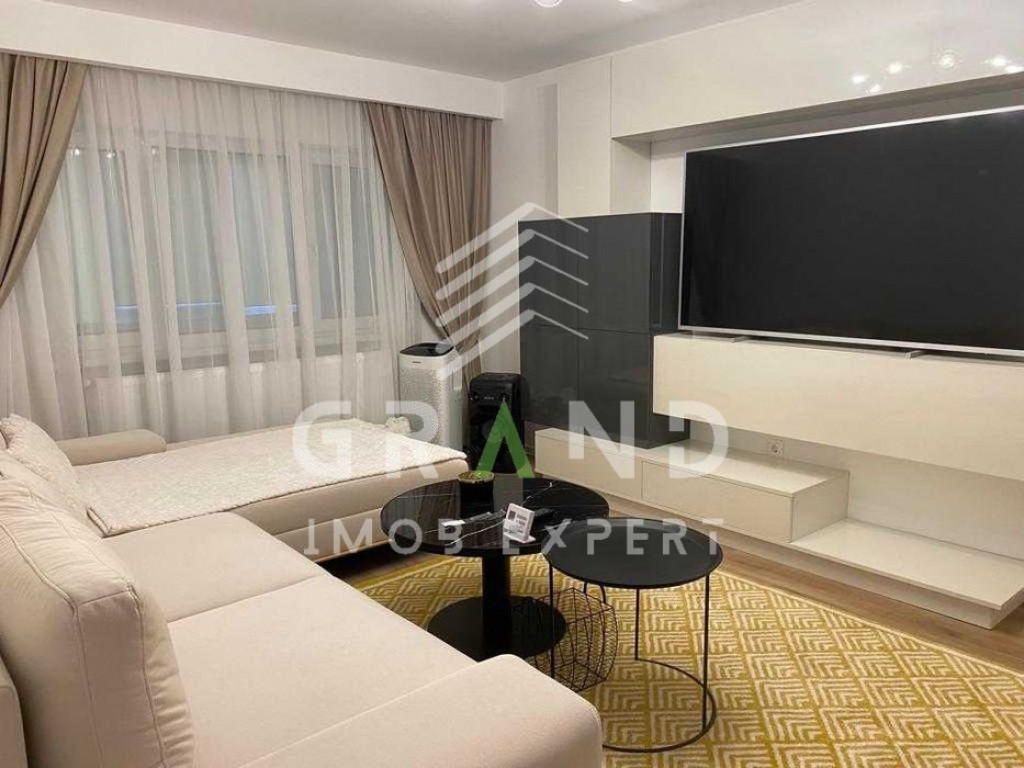 Ap 3 camere | 65 mp | Balcon | Semicentral