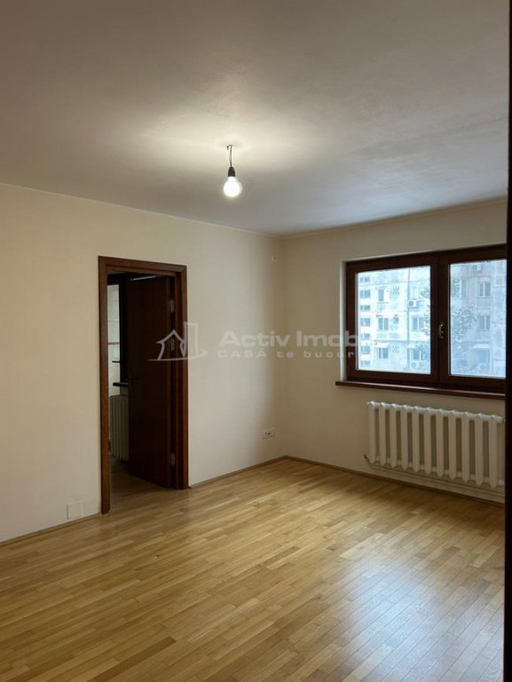 APARTAMENT 2 CAMERE SEMIDECOMANDAT