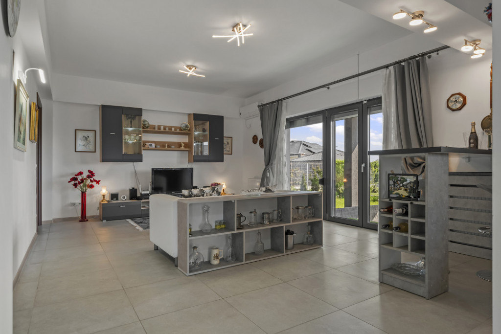 BALOTESTI – COMPLEX ZORI DE ZI - CASA SINGLE 120 MP, 500 M