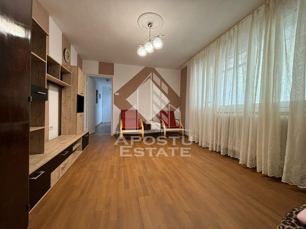 Apartament 3 camere, centrala proprie, zona Circumvalatiunii