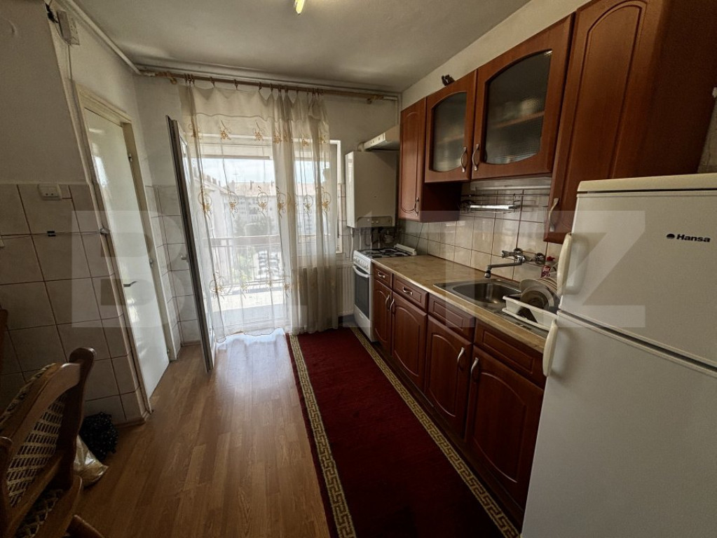 Apartament de vanzare cu 3 camere, 79mp utili, Carpati 2