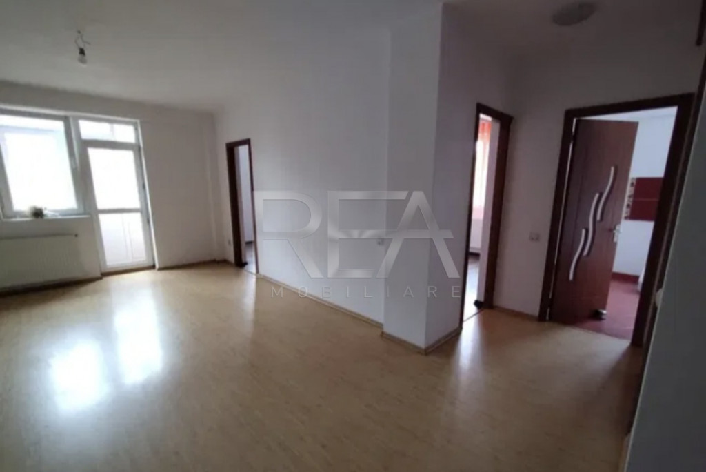 3 camere bloc 2011, et.1/4+Pod, Pacii, Str Schiorilor.