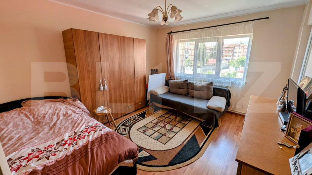 Garsoniera, etajul 2, cetate