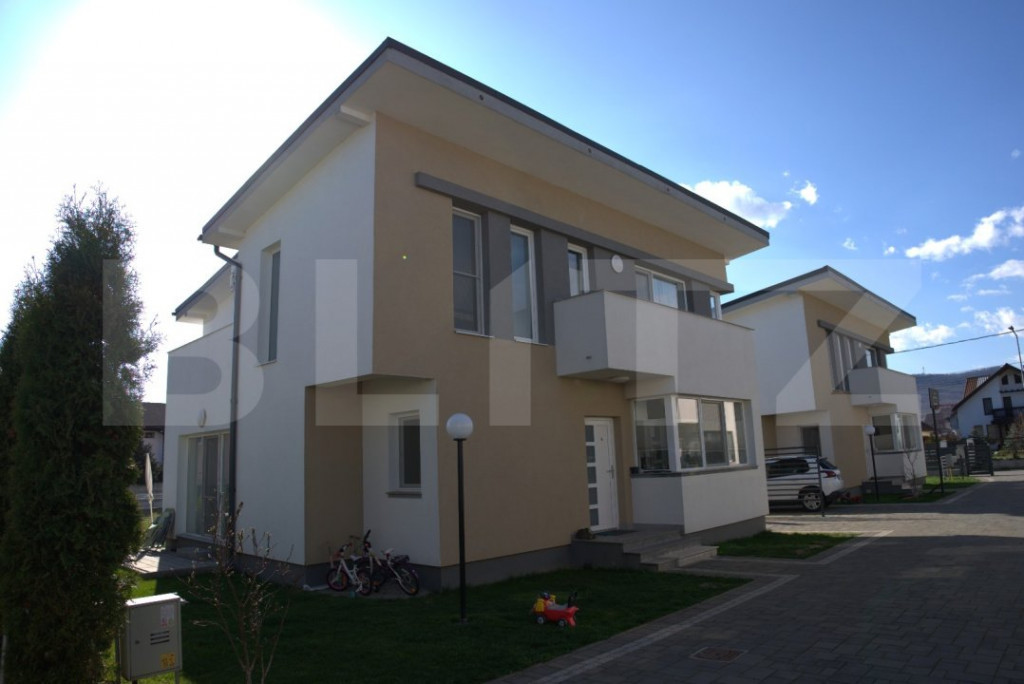 Casa individuala, mobilata si utilata moderna, zona Hotel Di